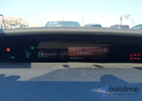 2011 Toyota Prius Two z USA, uszkodzony, nr VIN JTDKN3DU2B0262047